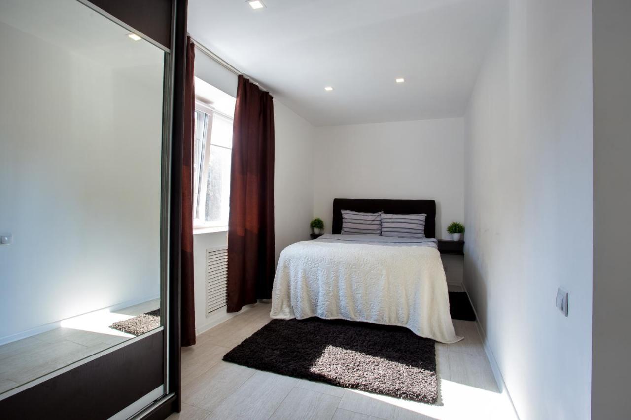 Apartment On Ushakova Cherson Buitenkant foto